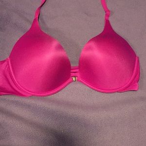 Victoria’s Secret bikini top